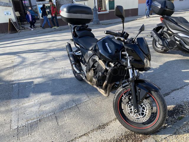 Eladó használt KAWASAKI Z 750 2004 6 Fekete színű Használtautó hu