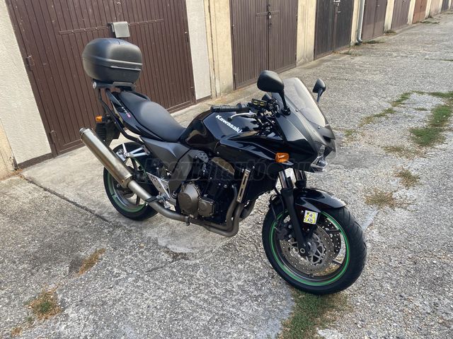 Elad Haszn Lt Kawasaki Z S Fekete Met L Sz N