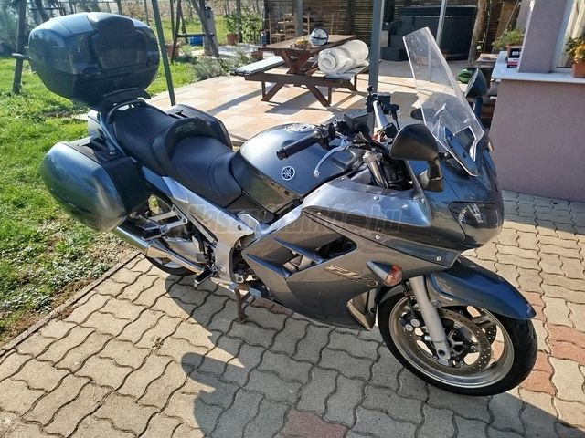 Eladó használt YAMAHA FJR 1300 2005 8 Sötétszürke színű