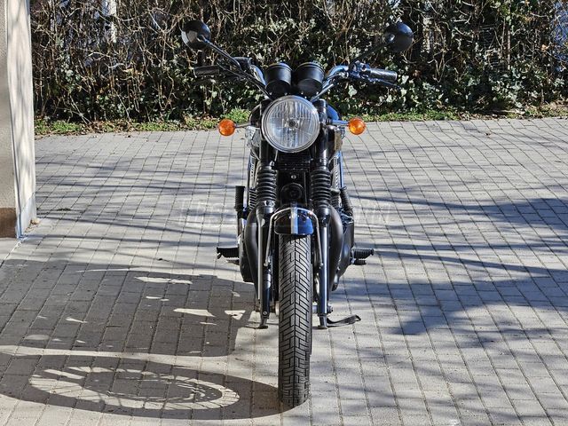 Elad Haszn Lt Triumph Bonneville T Fekete Sz N