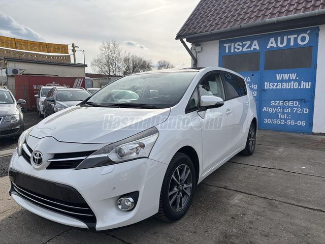 Eladó használt TOYOTA VERSO 2 0 D 4D Lounge navi kamera ülésfűtés