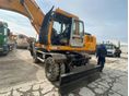HYUNDAI R200
