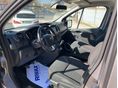 RENAULT TRAFIC 2018/7 - 8