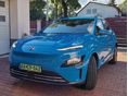 Eladó HYUNDAI KONA EV 39kWh Comfort 2022 MODELL. SÁV ÉS TÁVOLSÁGTARTÓ. KEYLESS GO. GARANCIA! 7 290 000 Ft