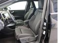 AUDI Q4 2021/12 - 9