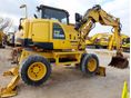 KOMATSU 2015 - 4