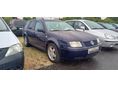 VOLKSWAGEN BORA 2001/8 - 3