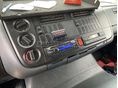 MERCEDES-BENZ 2002 - 8