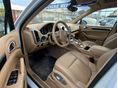PORSCHE CAYENNE 2012/3 - 3