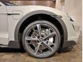 PORSCHE TAYCAN 2023/12 - 9