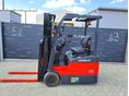 TOYOTA 7FBE 13 1.3 t teherbírás. 3 m emelési magasság. 1.5 m szabademeléssel