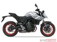 SUZUKI GSX 8 S (6 év garancia)
