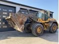 VOLVO 2015 - 11