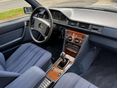 MERCEDES-BENZ E-OSZTÁLY 1986/12 - 17