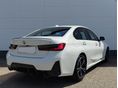 BMW 320 2024 - 2