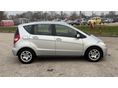 MERCEDES-BENZ A 180 2009/6 - 7