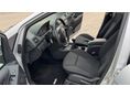 MERCEDES-BENZ A 180 2009/6 - 9