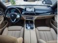 BMW 750 2018/12 - 12