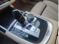 BMW 750 2018/12 - 24