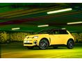 RENAULT R 5 E-Tech electric 40 kWh Evolution Renault 5 az év autója!