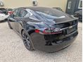 TESLA MODEL S 2020/4 - 6