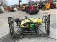 JOHN DEERE 2011 - 3