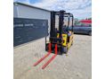 CATERPILLAR 2002 - 2