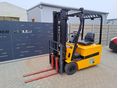 CATERPILLAR 2000 - 2