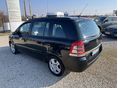 OPEL ZAFIRA 2009/3 - 6