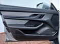 PORSCHE TAYCAN 2020/2 - 10