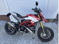 DUCATI HYPERMOTARD 939 Ducati 939 SP Akrapovic