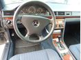 MERCEDES-BENZ 300 1990/1 - 11