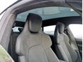 PORSCHE TAYCAN 2022/11 - 16