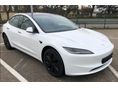 TESLA MODEL 3 2025 - 2