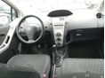 TOYOTA YARIS 2009/1 - 9