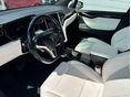 TESLA MODEL X 2017/11 - 9