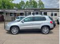 VOLKSWAGEN TIGUAN 2009/4 - 8