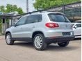 VOLKSWAGEN TIGUAN 2009/4 - 9