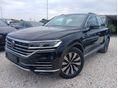 VOLKSWAGEN TOUAREG 3.0 V6 TFSI Plug-In-Hybrid Elegance triptonic Szervizkönyv! Bőr! Panorámatető! Virtual CP! Táv-Sávtartó!