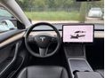 TESLA MODEL 3 2022/1 - 27