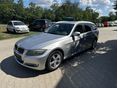 BMW 320d Touring MEGKÍMÉLT.SZÉP ÁLLAPOT! KÉZI 6 FOKOZATU VÁLTÓ 231e Km!