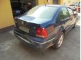 VOLKSWAGEN BORA 2004 - 3