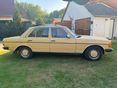MERCEDES-BENZ 200 1981 - 2