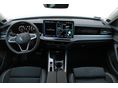 VOLKSWAGEN PASSAT 2025/8 - 9