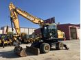 JCB JS175W