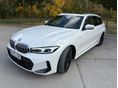 BMW 330 2023/3 - 7