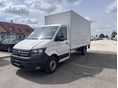 VOLKSWAGEN CRAFTER 2.0 SCR TDI 35 L4 WLTP doboz + 750kg emelőhátfal