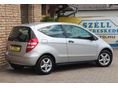 MERCEDES-BENZ A 150 2008/3 - 4