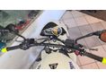 TRIUMPH STREET TRIPLE 675 R 2010/2 - 10