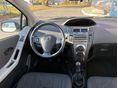 TOYOTA YARIS 2009/10 - 5
